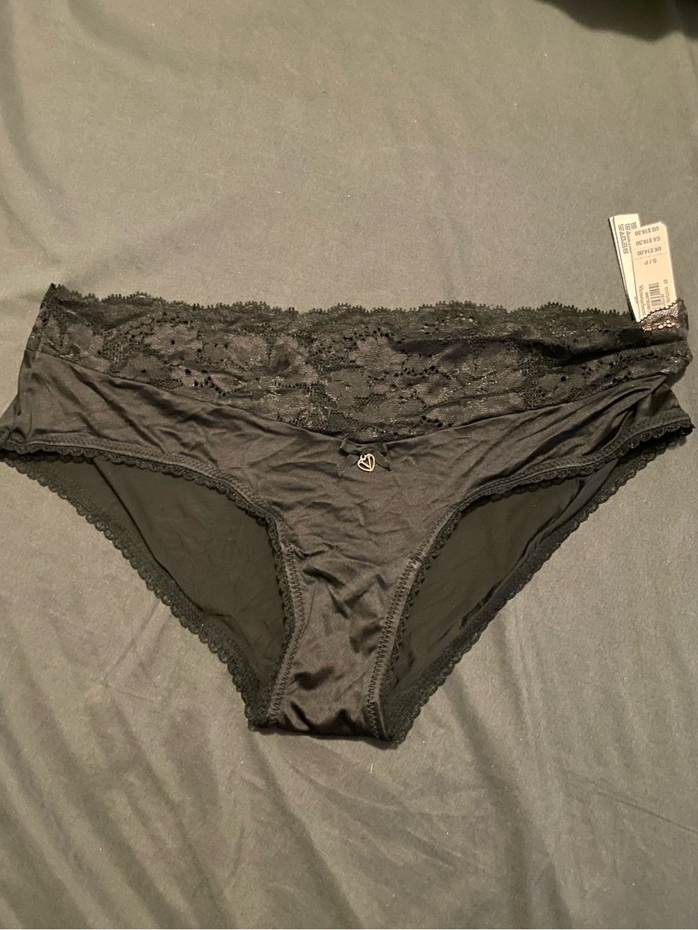 New - Victoria’s Secret Body by Victoria hiphugger S